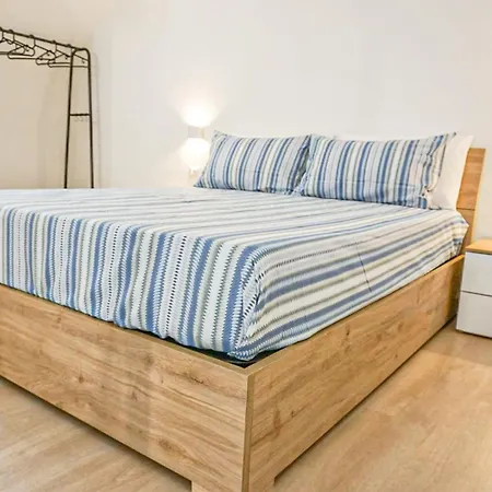 Carmelitani Loft Center