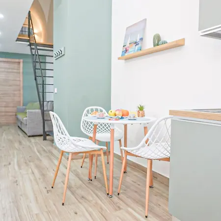 Апартаменты Carmelitani Loft Center