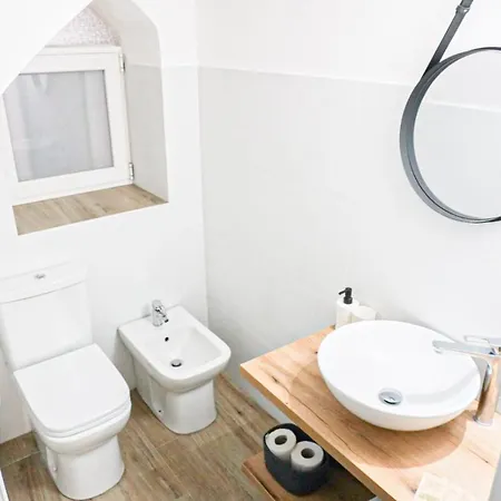 Апартаменты Carmelitani Loft Center