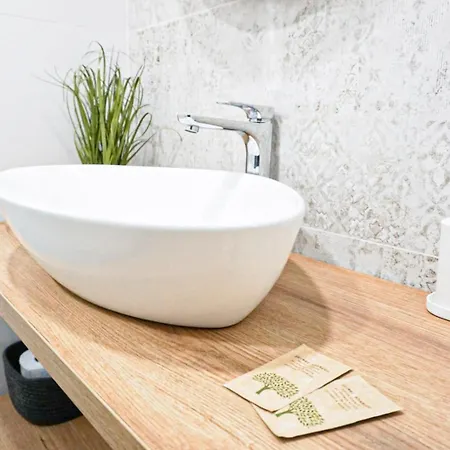 Carmelitani Loft Center Катания