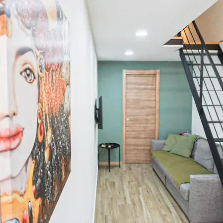 Апартаменты Carmelitani Loft Center