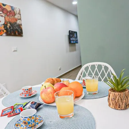 Апартаменты Carmelitani Loft Center Катания