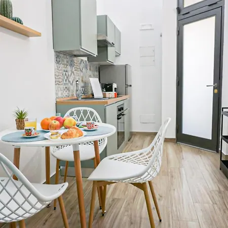 Carmelitani Loft Center *